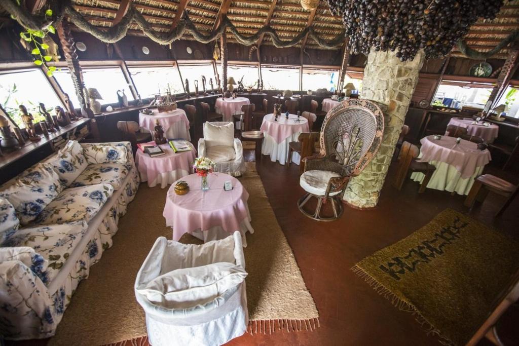 Chez Maggie Hotel & Restaurant Morondava Ngoại thất bức ảnh