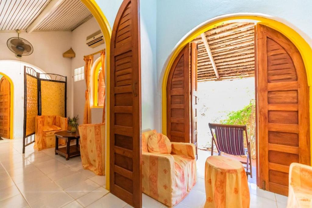 Chez Maggie Hotel & Restaurant Morondava Ngoại thất bức ảnh